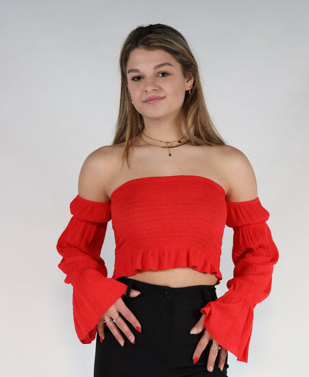 https://www.beaustore.nl/Off-Shoulder-Top-Lila