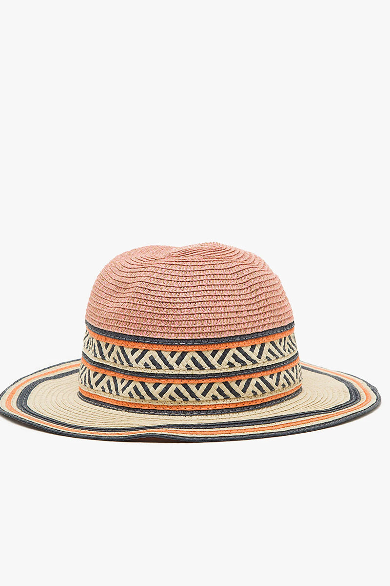 https://www.trendyol.com/en/koton/hat-white-casual-p-2987476?boutiqueId=624617