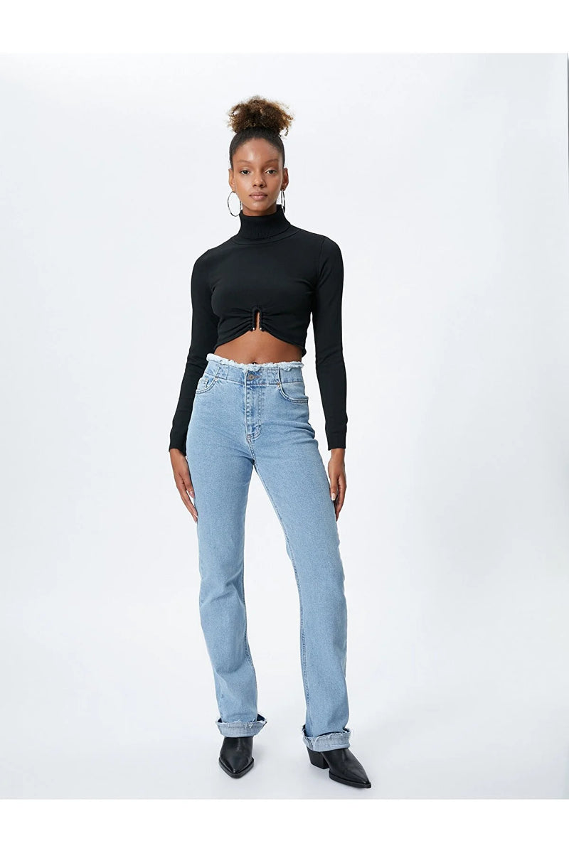 https://www.trendyol.com/en/koton/jeans-blue-straight-p-744281040?boutiqueId=48