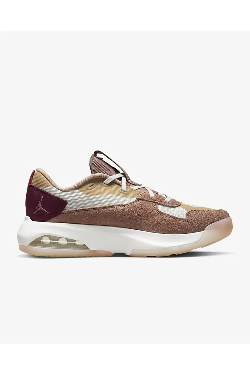 https://www.trendyol.com/en/nike/sneakers-multicolor-flat-p-670379916?boutiqueId=620250