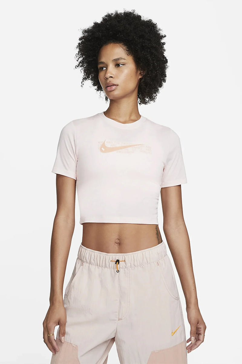 https://www.trendyol.com/en/nike/t-shirt-black-regular-fit-p-767835869