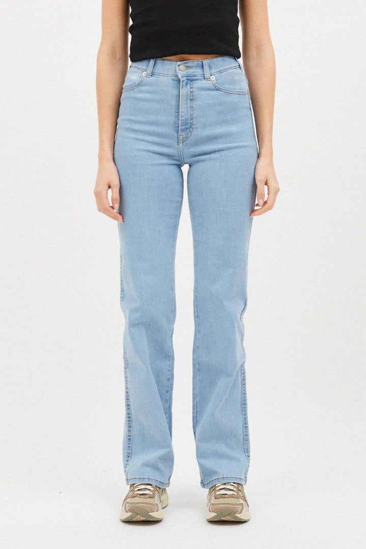 https://eu.drdenim.com/collections/jeans-womens-jeans/products/moxy-straight-pyke-plain-light