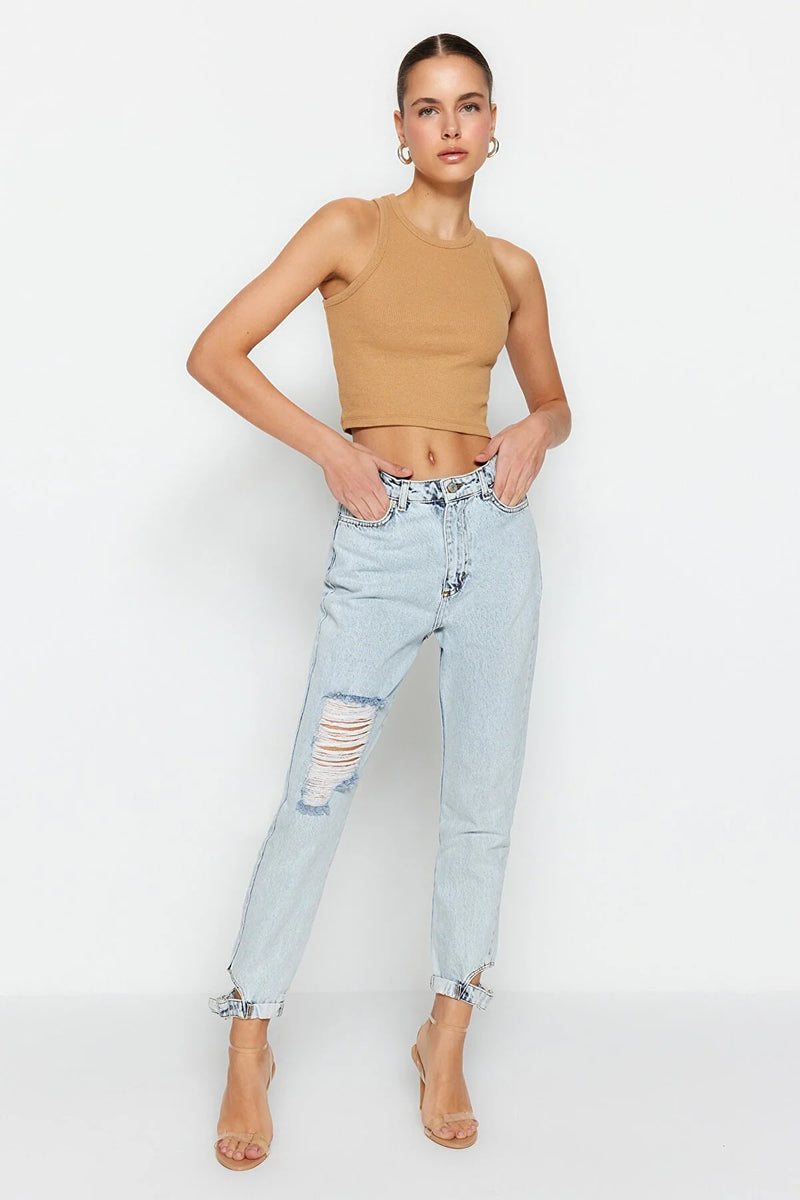 https://www.trendyol.com/en/trendyol-collection/jeans-blue-mom-p-80168834?boutiqueId=624348