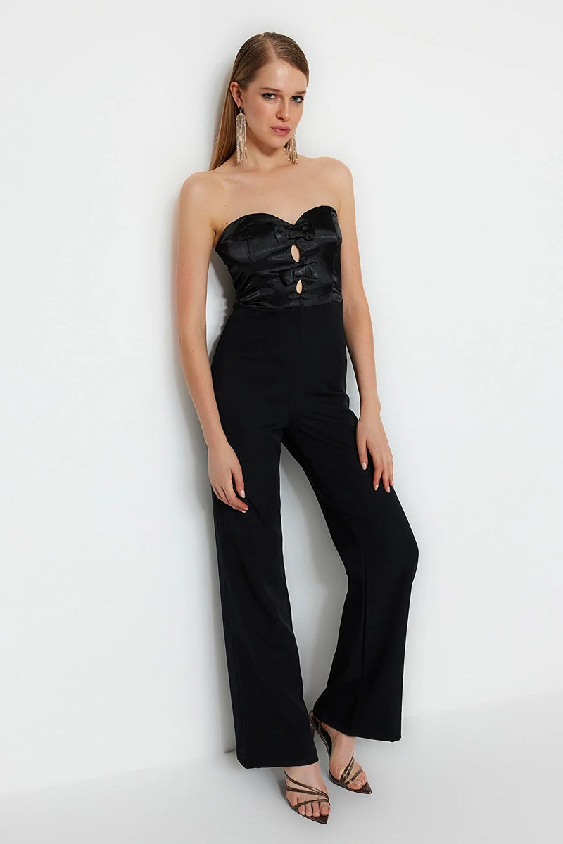 https://www.trendyol.com/en/trendyol-collection/jumpsuit-black-fitted-p-379957911?boutiqueId=624665