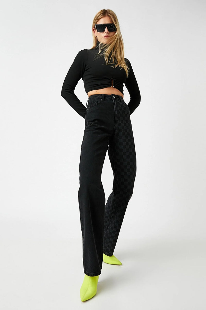 https://www.trendyol.com/en/koton/jeans-black-wide-leg-p-341690481?boutiqueId=624657