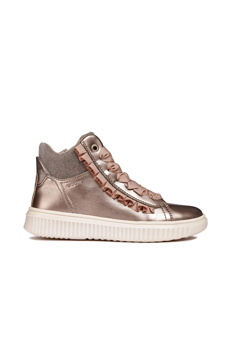 https://www.trendyol.com/en/geox/sneakers-metallic-flat-p-750417490?boutiqueId=620250