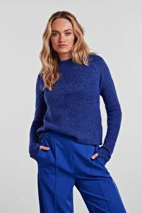 https://www.trendyol.com/en/pieces/sweater-blue-regular-fit-p-446676367