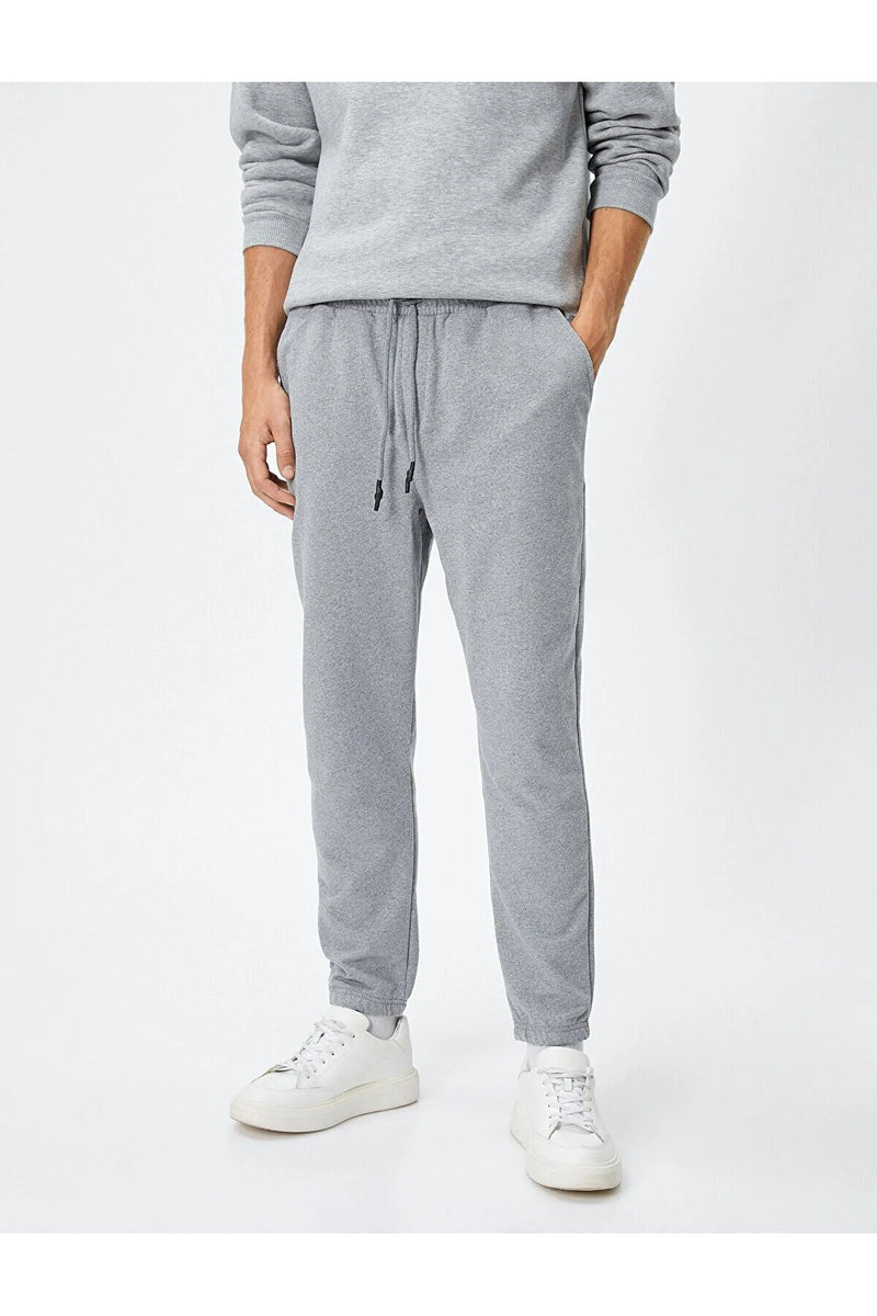 https://www.trendyol.com/en/koton/sweatpants-gray-joggers-p-747860612?boutiqueId=48&merchantId=968