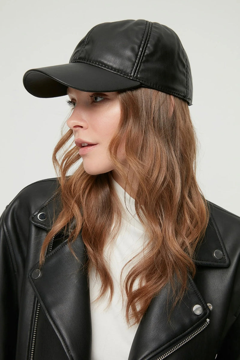 Gorra de mujer negro mate