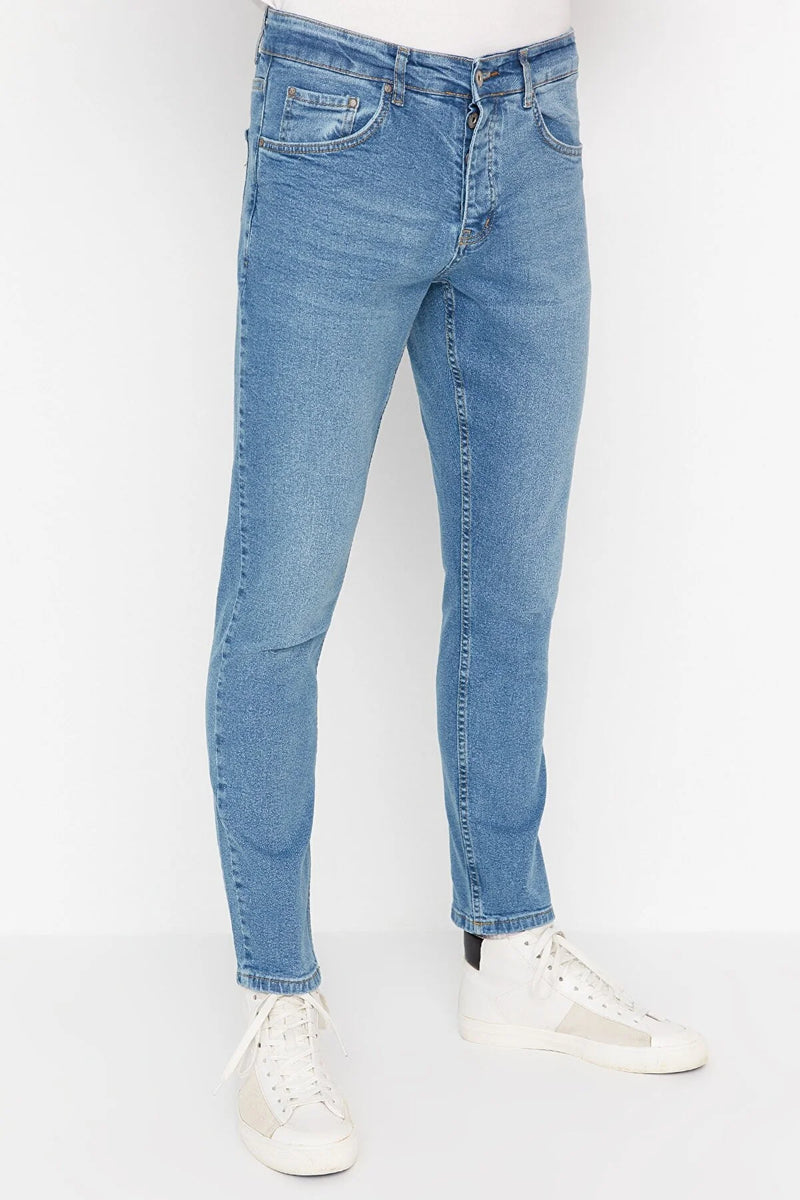 https://www.trendyol.com/en/trendyol-collection/jeans-dark-blue-slim-p-274416704