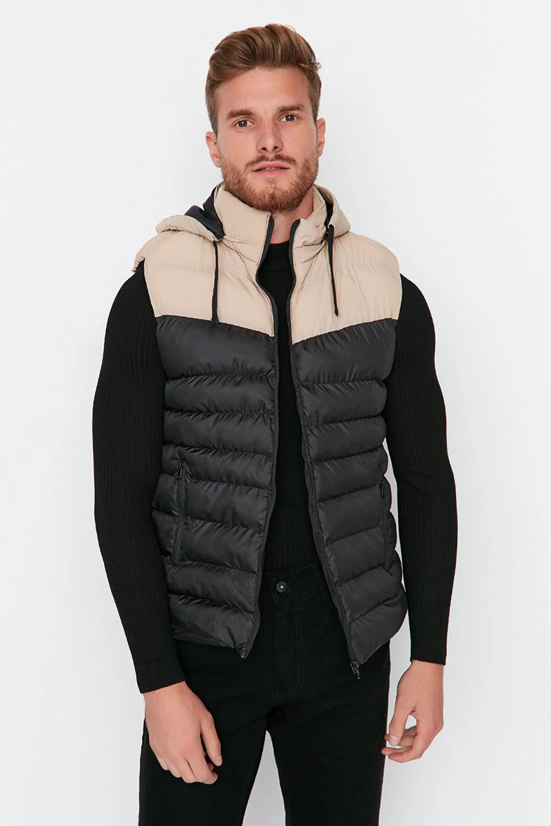 https://www.trendyol.com/en/trendyol-collection/vest-black-puffer-p-237603692?boutiqueId=48&merchantId=968