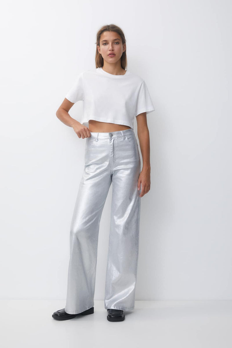 https://www.pullandbear.com/nl/metallic-wide-leg-broek-l07677309?cS=808&pelement=577090525