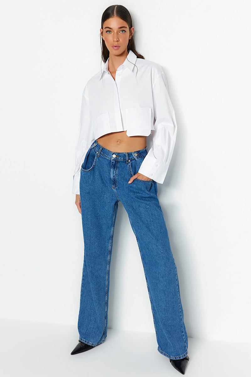 https://www.trendyol.com/en/trendyol-collection/jeans-blue-wide-leg-p-711450900?boutiqueId=622646