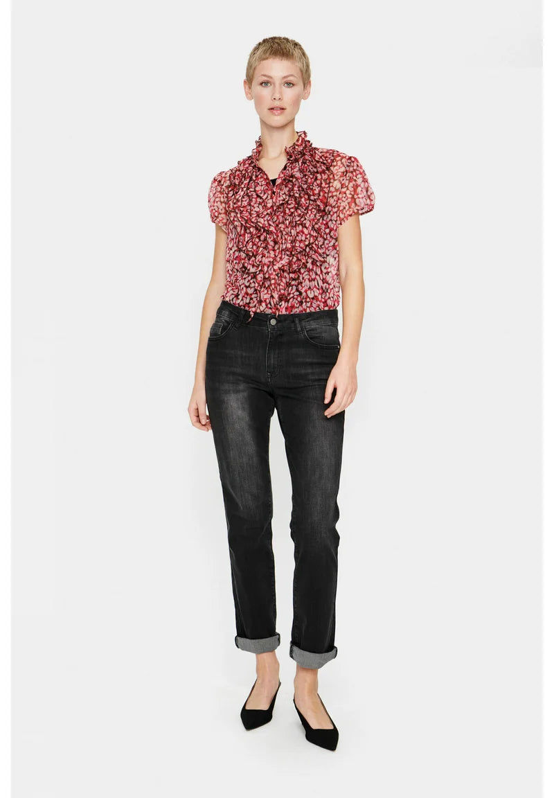 https://www.zalando.nl/saint-tropez-liljasz-crinkle-overhemdblouse-jazzy-leo-florals-s2821e0km-g11.html