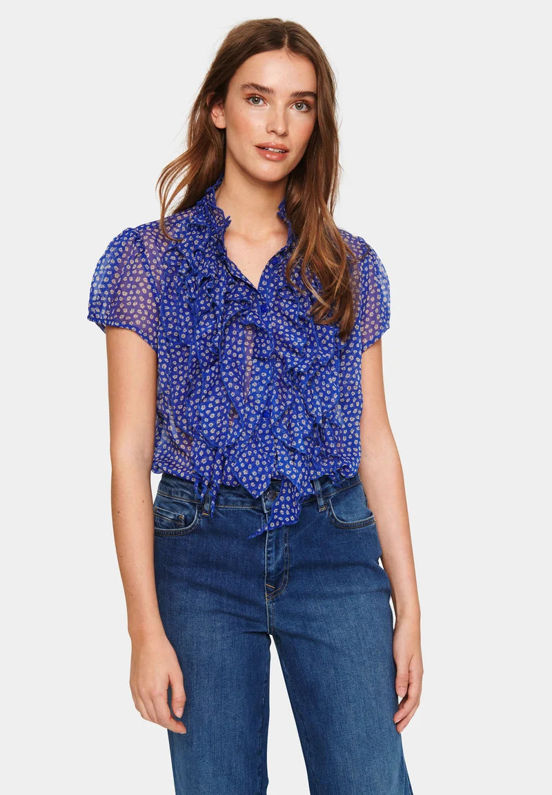 https://www.zalando.nl/saint-tropez-liljasz-crinkle-overhemdblouse-surf-blue-flower-shadow-s2821e0km-k13.html