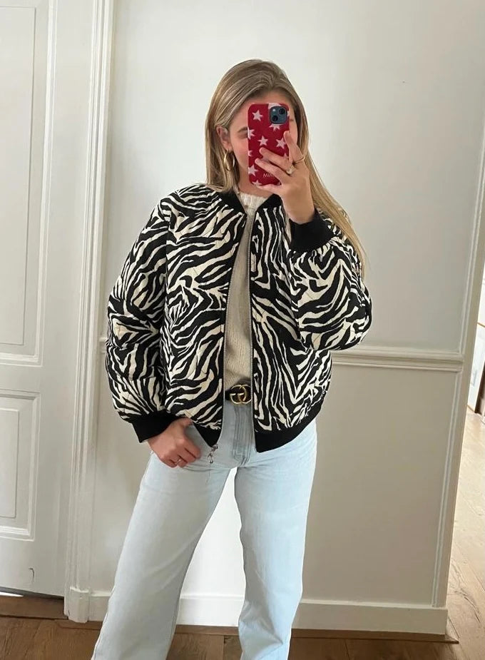 https://limoenthelabel.nl/products/zebra-bomberjack