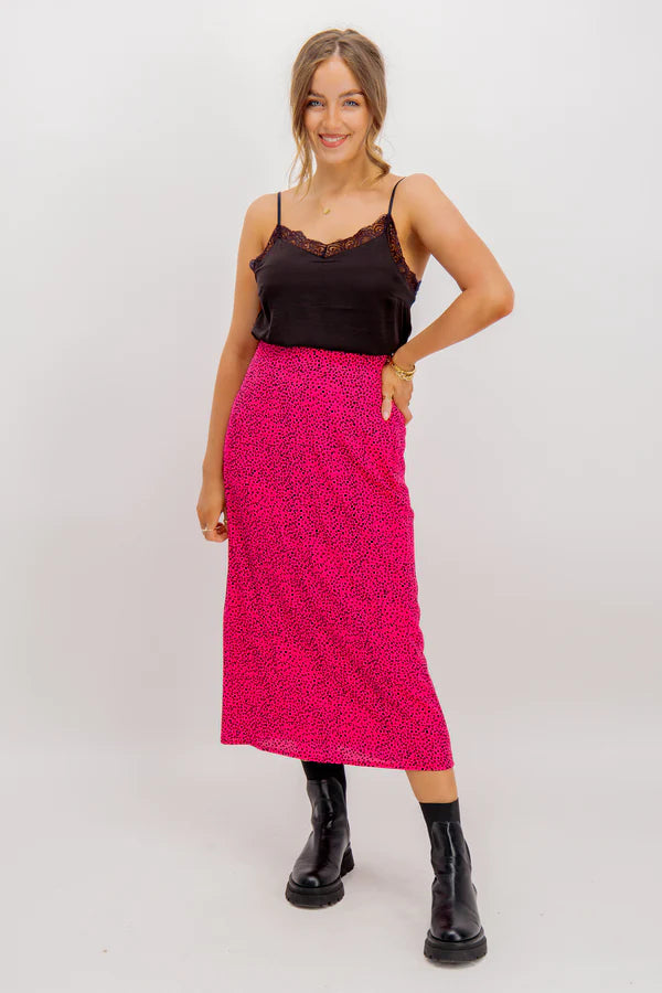 https://bornclothing.ie/collections/skirts-1/products/skirt-fuchsia-14