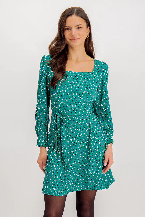 https://bornclothing.ie/collections/dresses/products/short-dress-green-heart-14