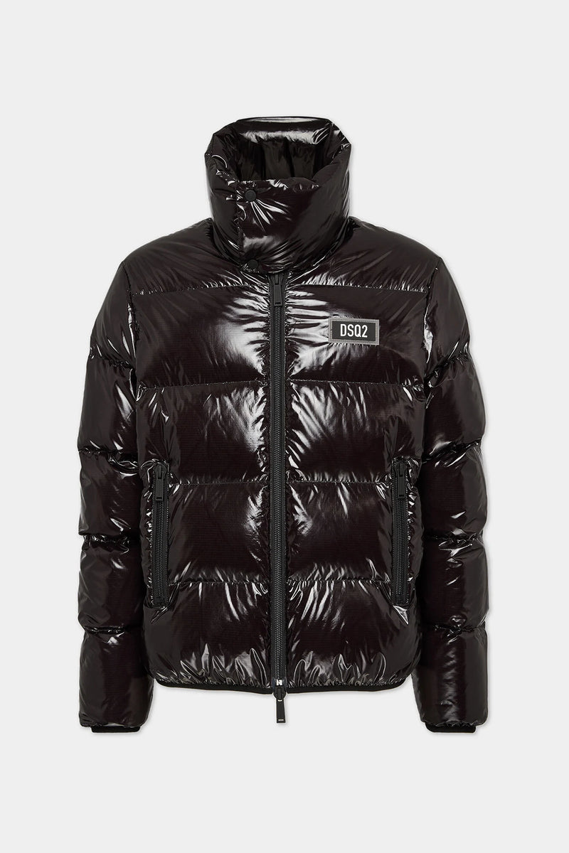 https://www.dsquared2.com/nl/ultra-light-down-jacket/S74AM1533S54056900.html?_gl=1*17utxsg*_up*MQ..*_gs*MQ..&gclid=Cj0KCQjwkN--BhDkARIsAD_mnIqg0LbsCJAI-v-2gqHb_D7p5Vj9SkzqyQi02zb0R7NySD8mqbUWESAaArEYEALw_wcB