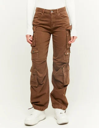 https://www.tally-weijl.com/en_NL/women-woven-cotton-pant-gbk-7612960015753.html