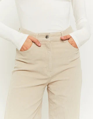 https://www.tally-weijl.com/en_NL/women-woven-pant-obb-7612960045552.html