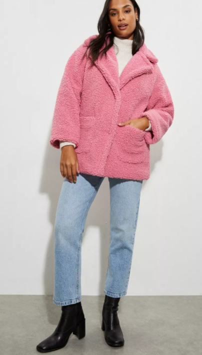 https://www.dorothyperkins.com/product/dorothy-perkins-short-patch-pocket-teddy-coat_bqq06594?colour=pink