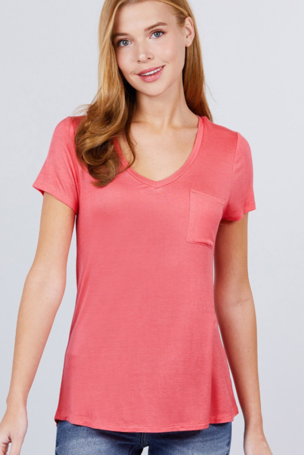 https://www.ccwholesaleclothing.com/Short-sleeve-scoop-neck-top-with-pocket-idcc53491_p_31223.html