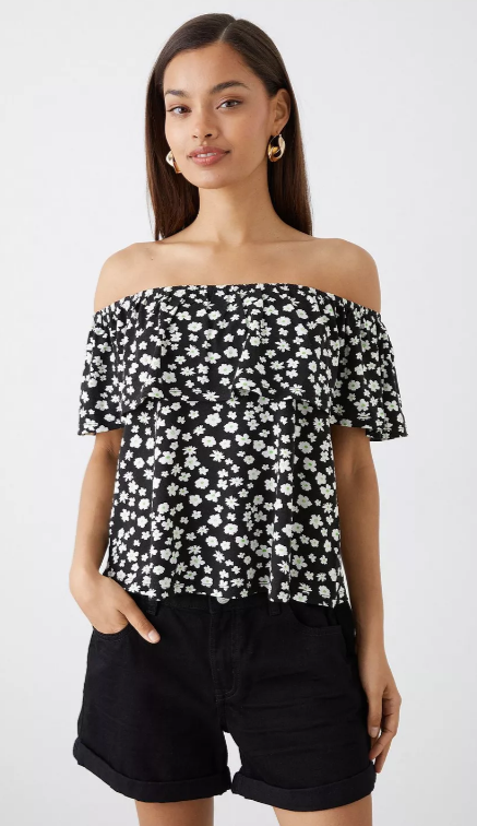 https://www.dorothyperkins.com/product/dorothy-perkins-petite-double-layer-printed-bardot-top_bqq10953?colour=floral