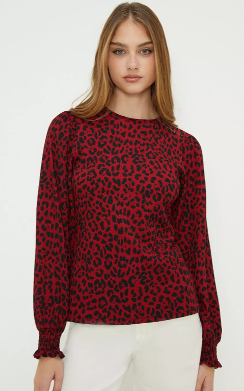 https://www.dorothyperkins.com/product/dorothy-perkins-animal-shirred-cuff-long-sleeve-top_bqq13494?colour=burgundy