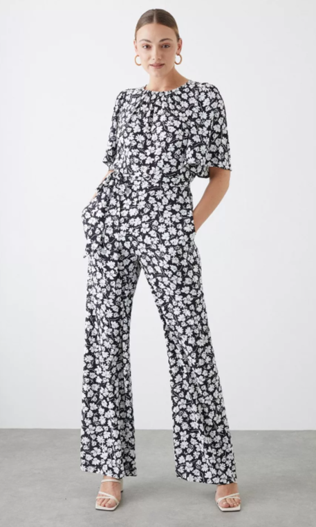 https://www.dorothyperkins.com/product/dorothy-perkins-tall-mono-print-flutter-sleeve-jumpsuit_bqq11168?colour=black