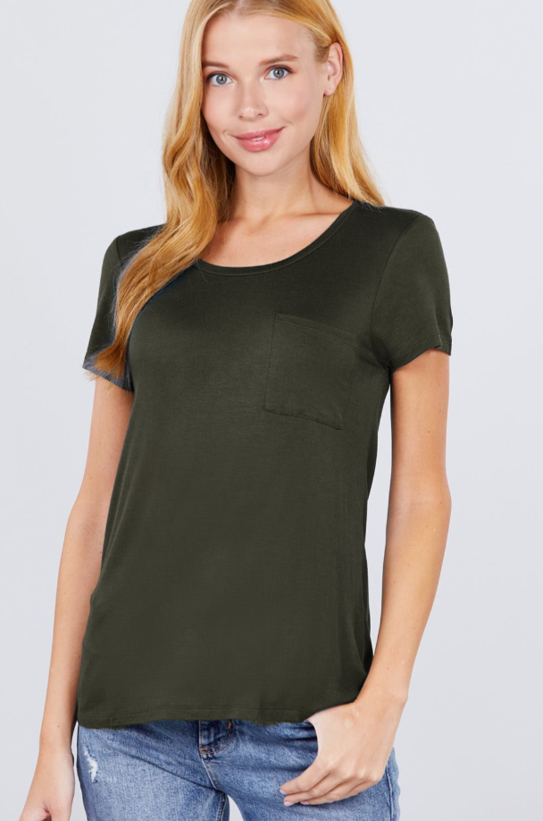 https://www.ccwholesaleclothing.com/Short-sleeve-scoop-neck-top-with-pocket-idcc53491b_p_31225.html