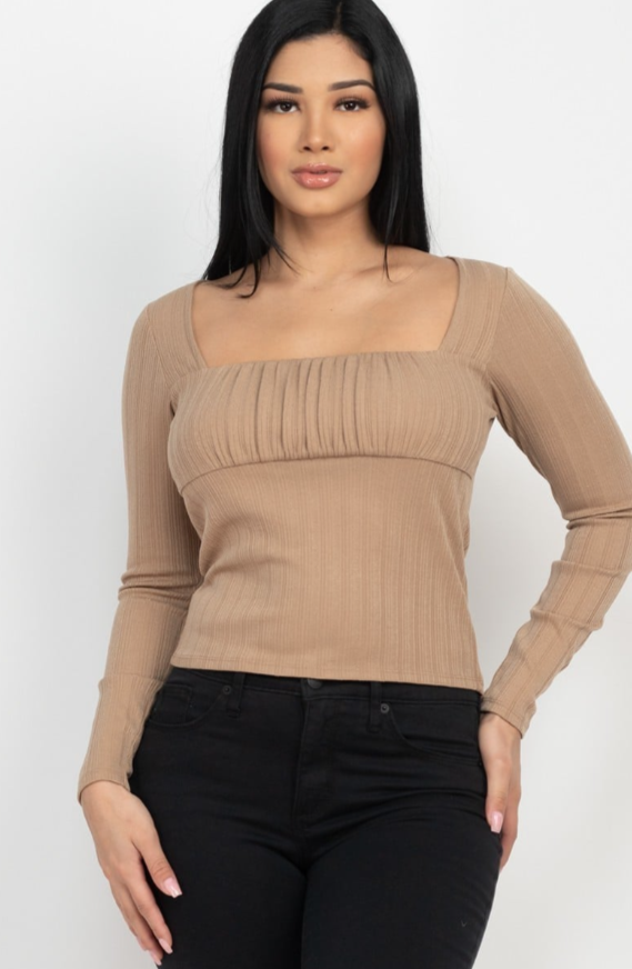 Top corto de mujer rojo verde beige negro sml