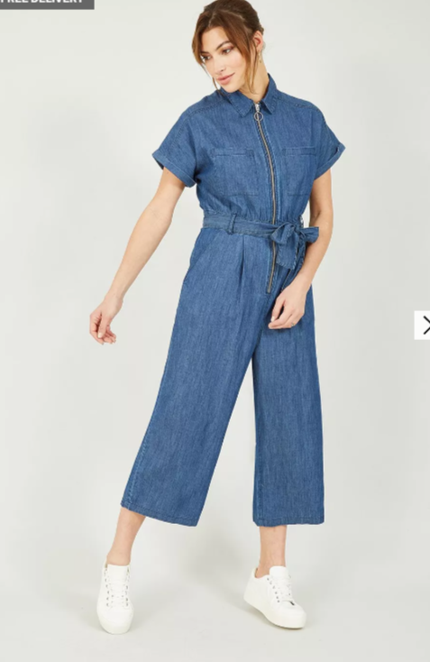 https://www.dorothyperkins.com/product/yumi-blue-utility-chambray-boiler-suit_p-c62d4abe-80ca-4790-96ad-0a4bce20693a?colour=Blue