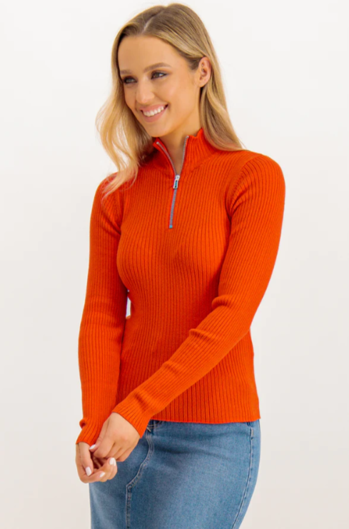 https://bornclothing.ie/collections/knitwear/products/vmgold-rib-ls-highneck-zipper-pullover-tangerine-tango-l