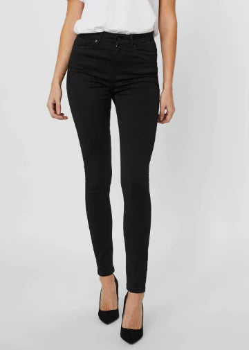 https://www.virgo-boutique.com/collections/jeans/products/sophia-black-high-rise-skinny-jeans