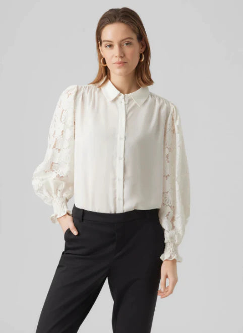 https://www.virgo-boutique.com/collections/shirts-blouses/products/cabena-cloud-white-lace-sleeve-shirt