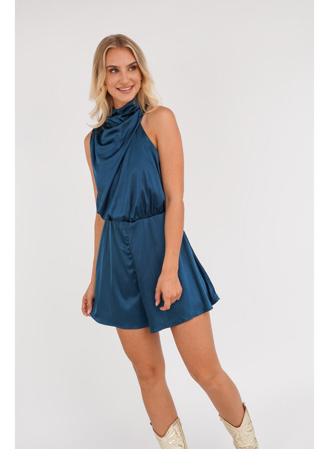 https://www.esuals.nl/halter-playsuit-satin-petrol-nikka.html