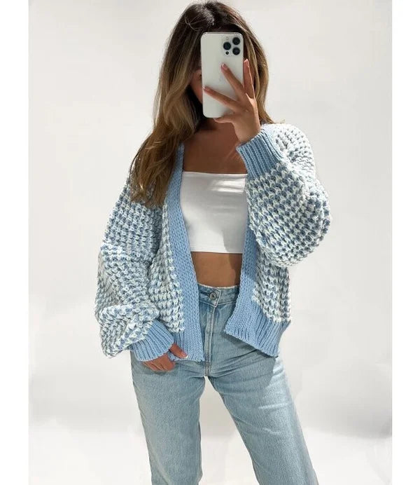 https://www.myluca.nl/product/11469510/elsy-knit-cardigan-blue