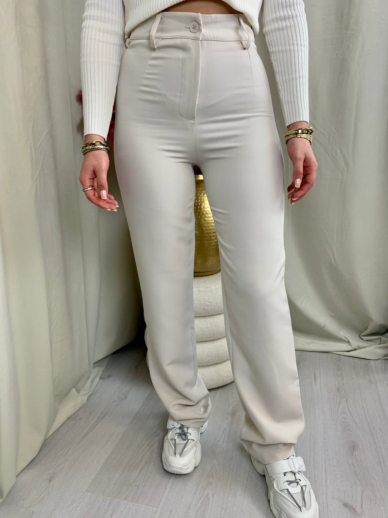 https://ailooboetiek.com/collections/broeken/products/power-pants-beige