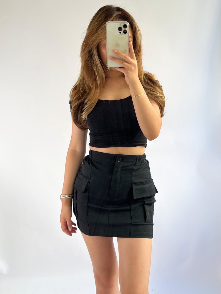 https://www.hellomylovestore.com/en/maye-cargo-skirt-black.html