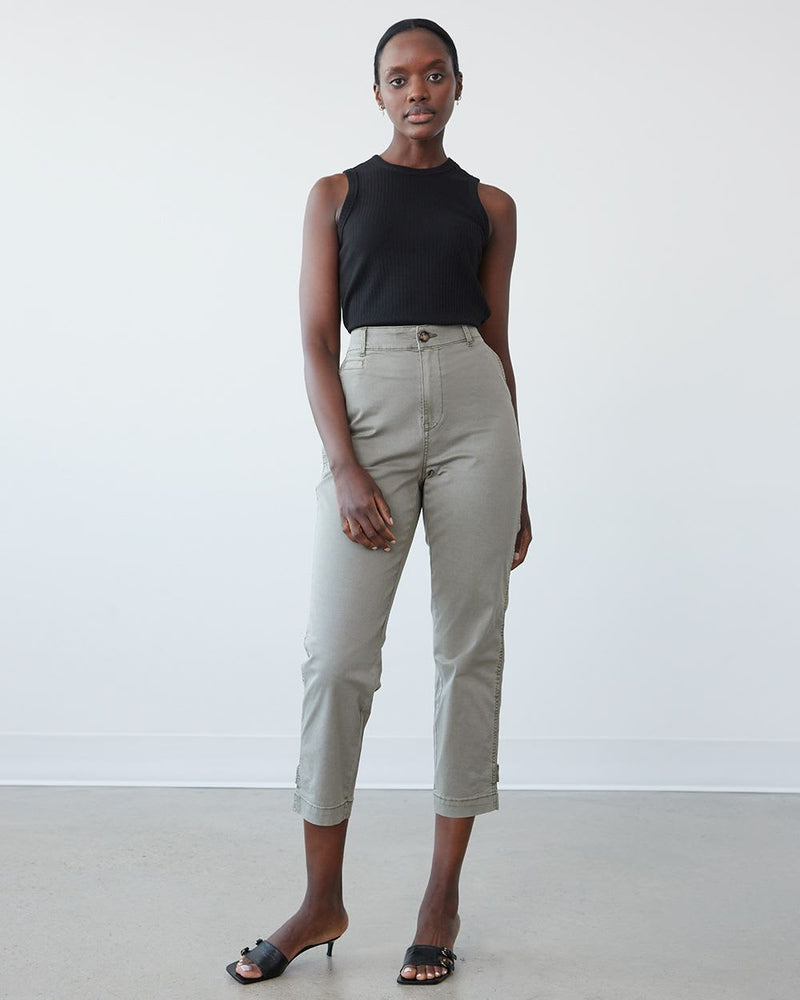 https://www.reitmans.com/en/straight-leg-high-rise-twill-ankle-pant---petite/464544.html?dwvar_464544_color=Vetiver