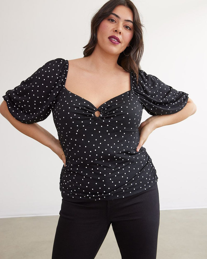 https://www.reitmans.com/en/short-balloon-sleeve-top-with-sweetheart-neckline/468260.html?dwvar_468260_color=Black&cgid=Women_Tees_And_Knits