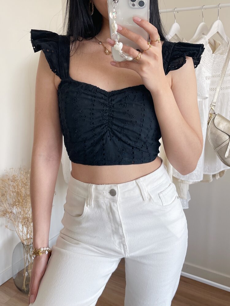 https://www.hellomylovestore.com/en/risa-embroidered-top-white.html