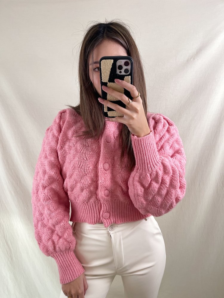 https://www.hellomylovestore.com/en/yoni-boule-crop-cardigan-pink.html