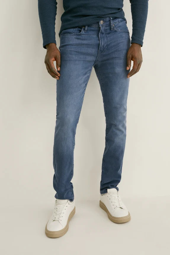 https://www.c-and-a.com/nl/nl/shop/skinny-jeans-lycra-2184003/1