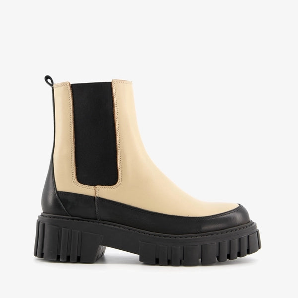 https://www.scapino.nl/harper-leren-dames-chelsea-boots-018640014?variant=1018640014370