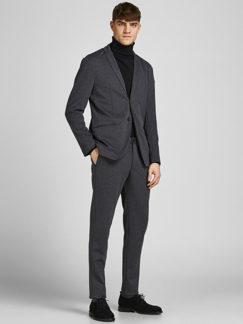 https://www.jackjones.com/nl-nl/product/12236846_2384/slim-fit-gespreide-kraag-manchetten-met-knoop-blazer